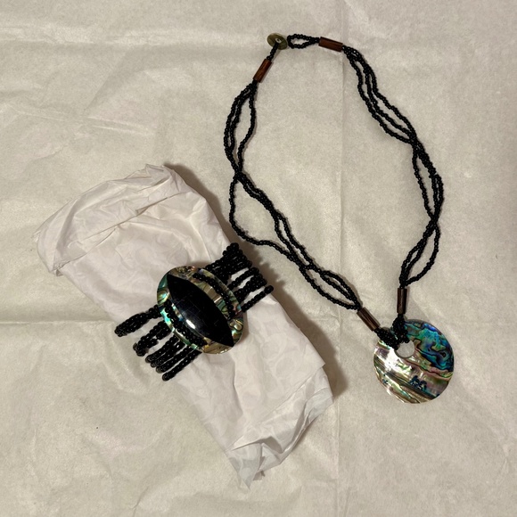 jewelry - Picture 1 of 1